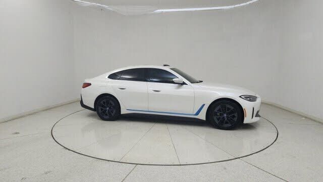 2024 BMW i4