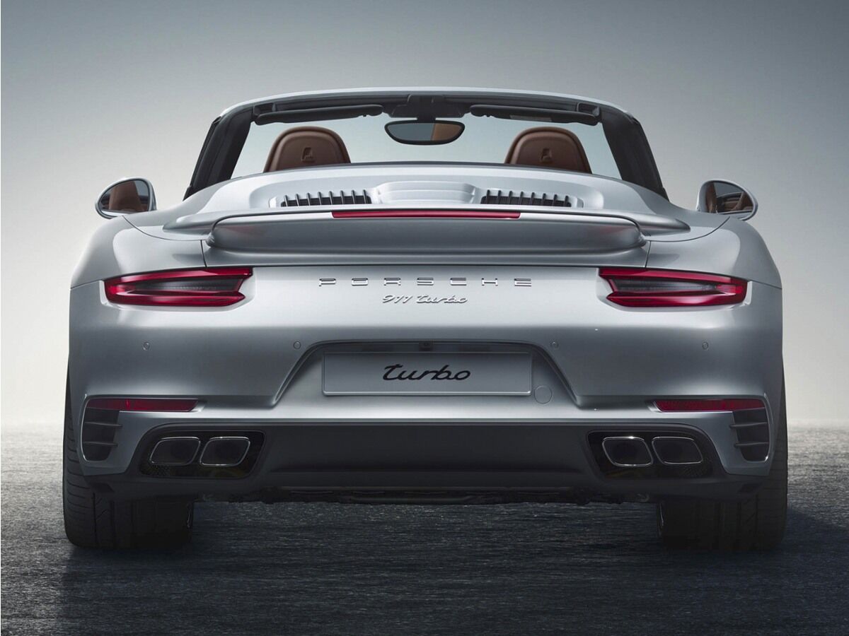 2018 PORSCHE 911