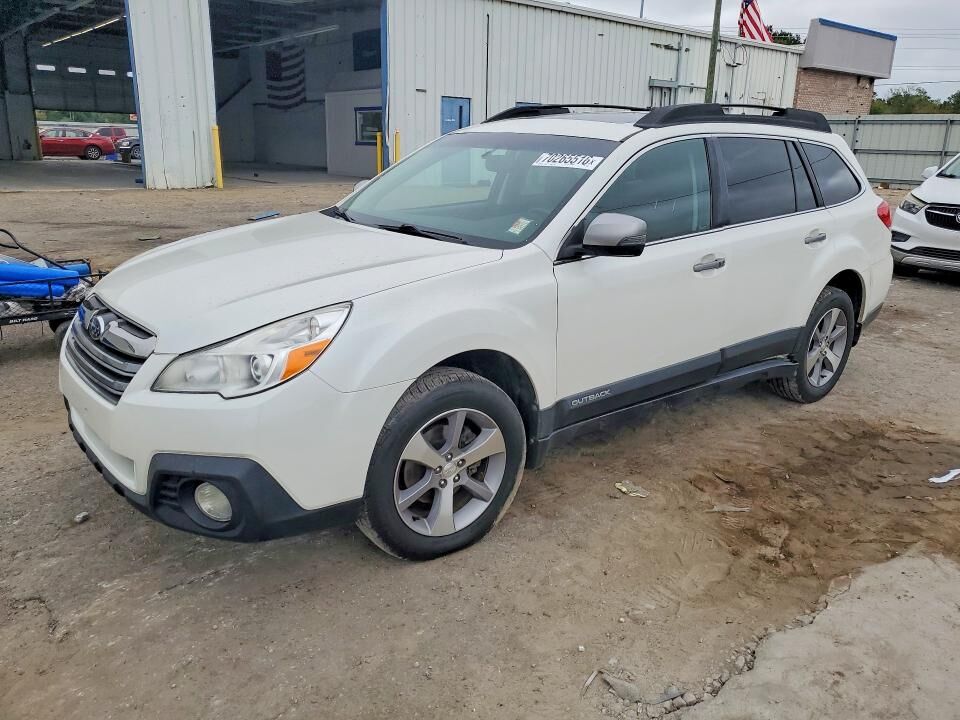 2013 SUBARU Outback