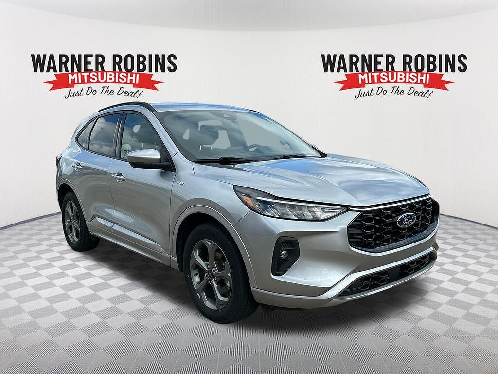 2023 FORD Escape