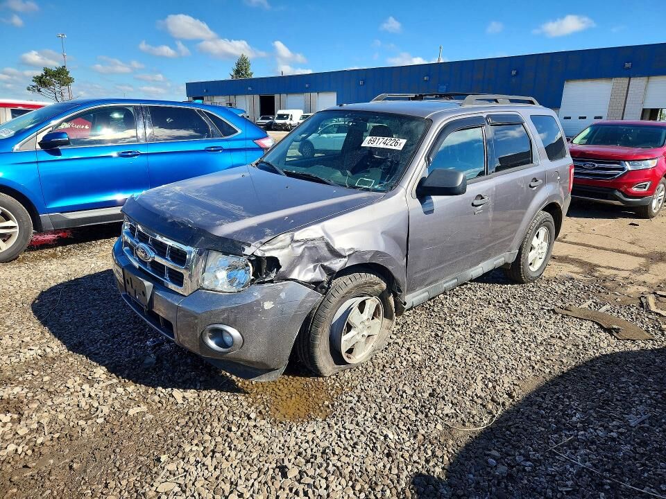 2010 FORD Escape