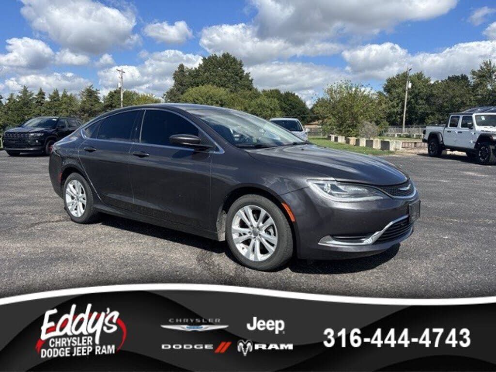 2016 CHRYSLER 200
