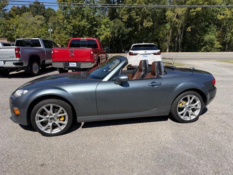 2013 MAZDA MX-5