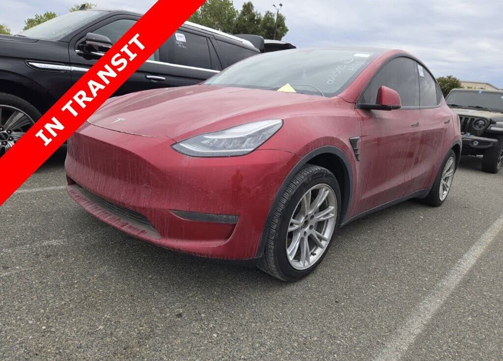 2021 TESLA Model Y
