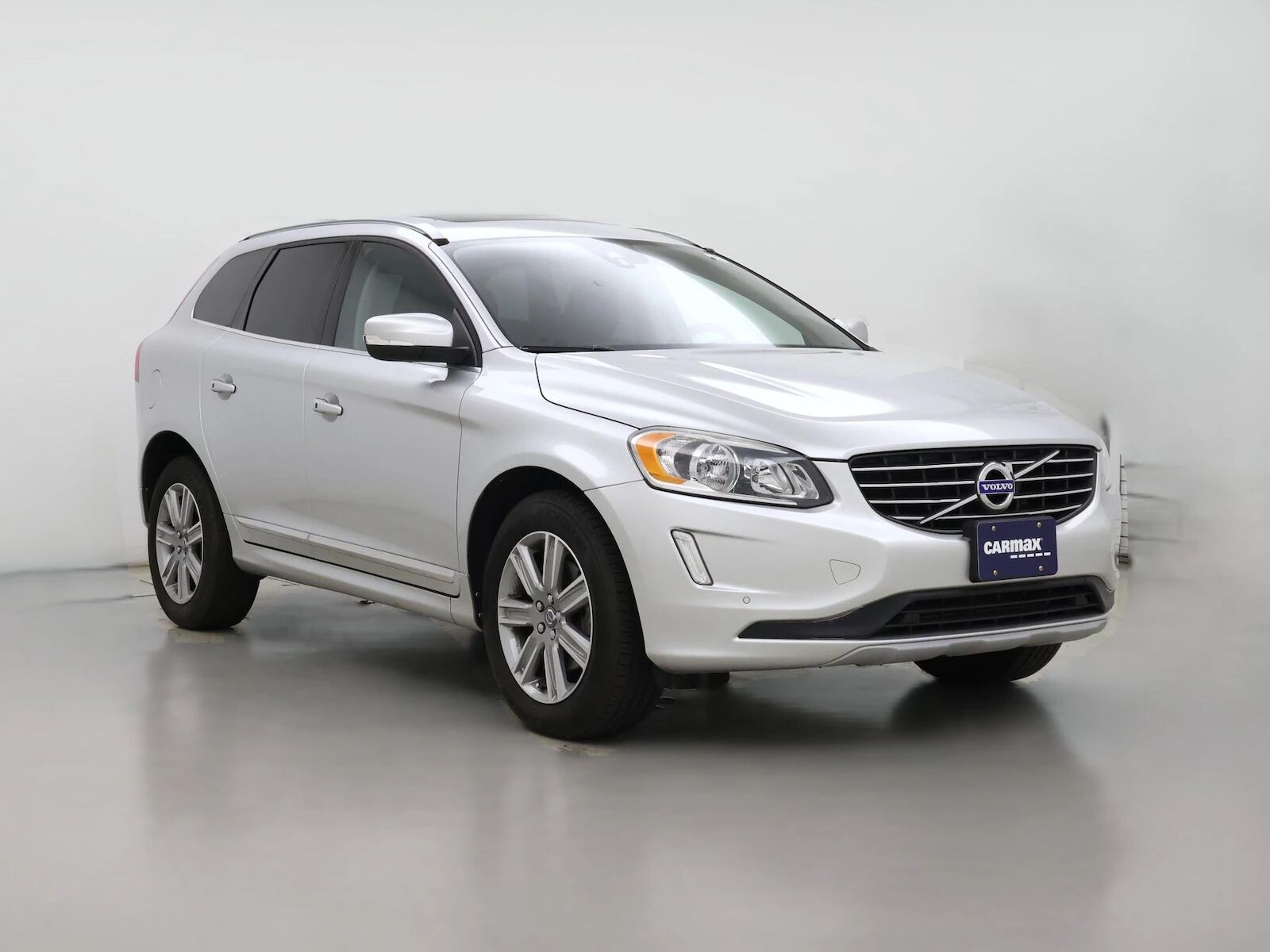 2017 VOLVO XC60