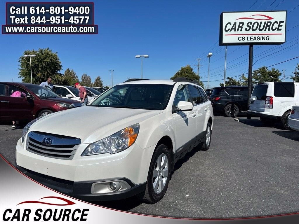 2012 SUBARU Outback
