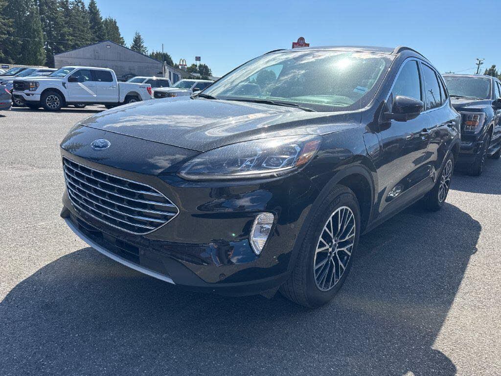 2022 FORD Escape