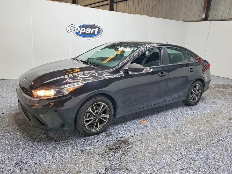 2023 KIA Forte