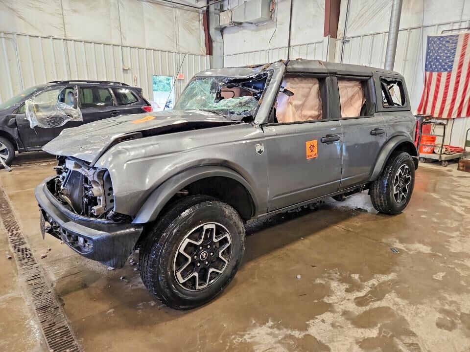2024 FORD Bronco