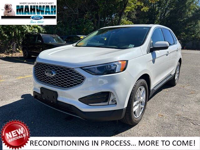 2024 FORD Edge