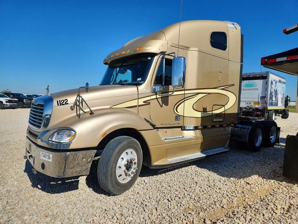 2012 FREIGHTLINER Columbia