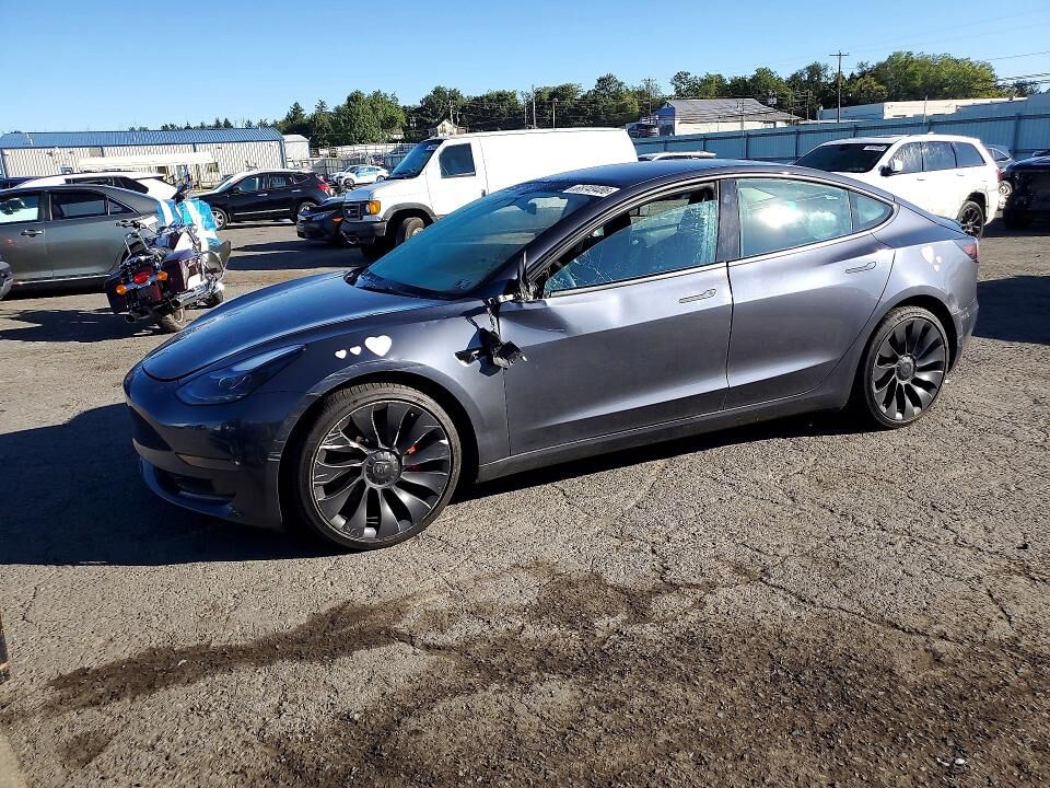 2023 TESLA Model 3