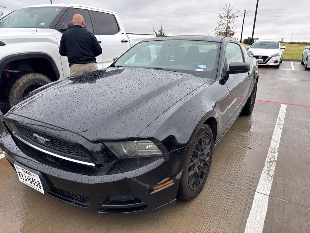 2013 FORD Mustang