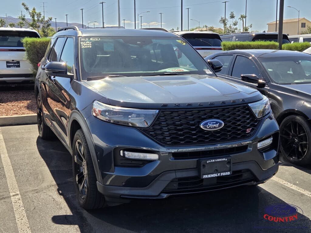 2023 FORD Explorer
