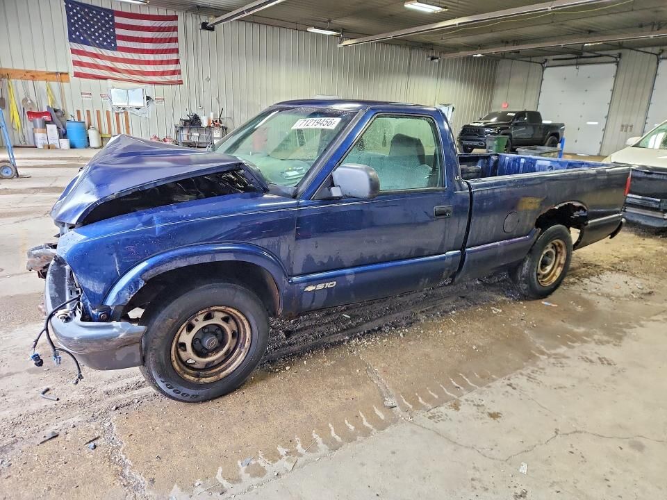 2002 CHEVROLET S-10 Pickup