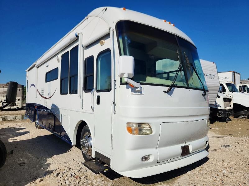 2005 FREIGHTLINER XC Chassis