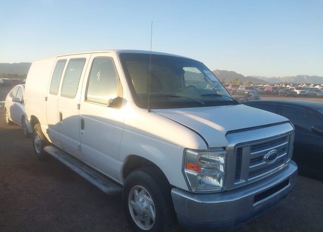 2011 FORD E-250