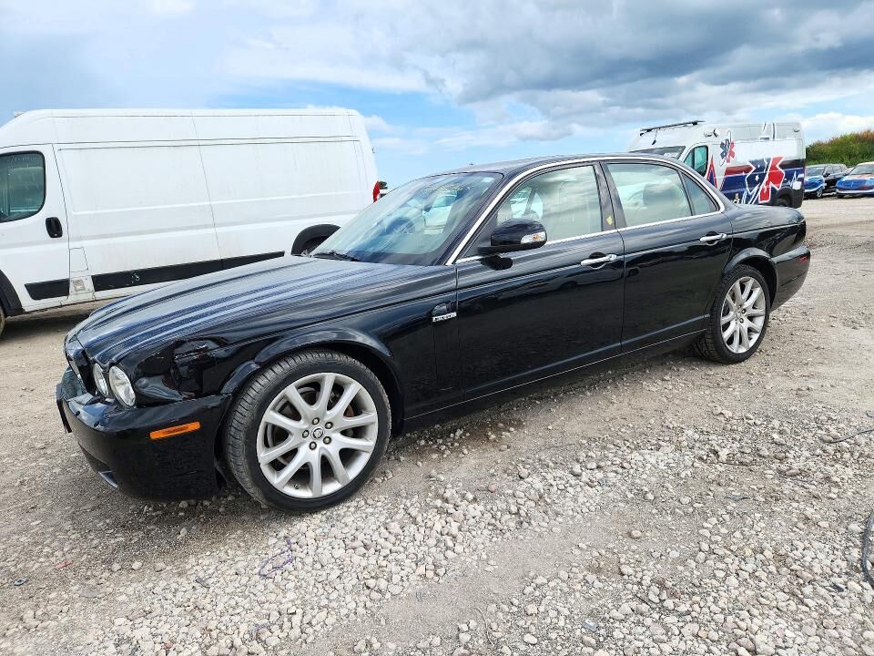2008 JAGUAR XJ