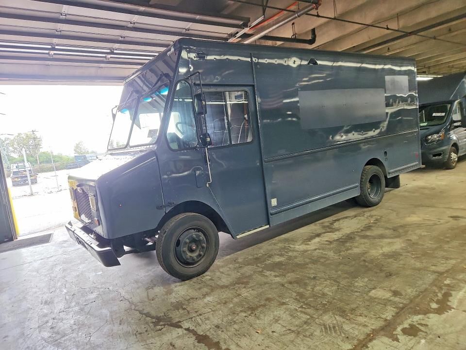 2020 FREIGHTLINER MT 45G Front Gasoline Engine Walk in Van Chassis