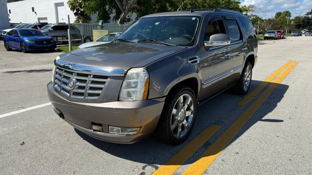 2011 CADILLAC Escalade