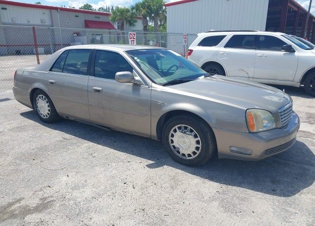 2002 CADILLAC Deville