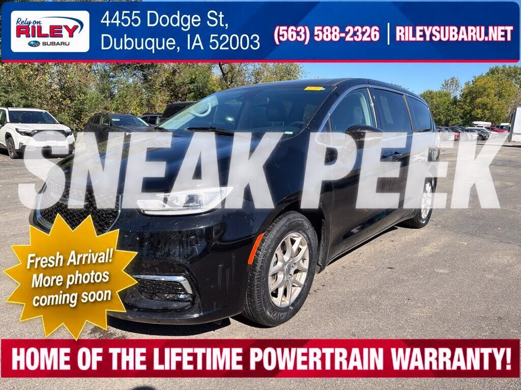 2024 CHRYSLER Pacifica