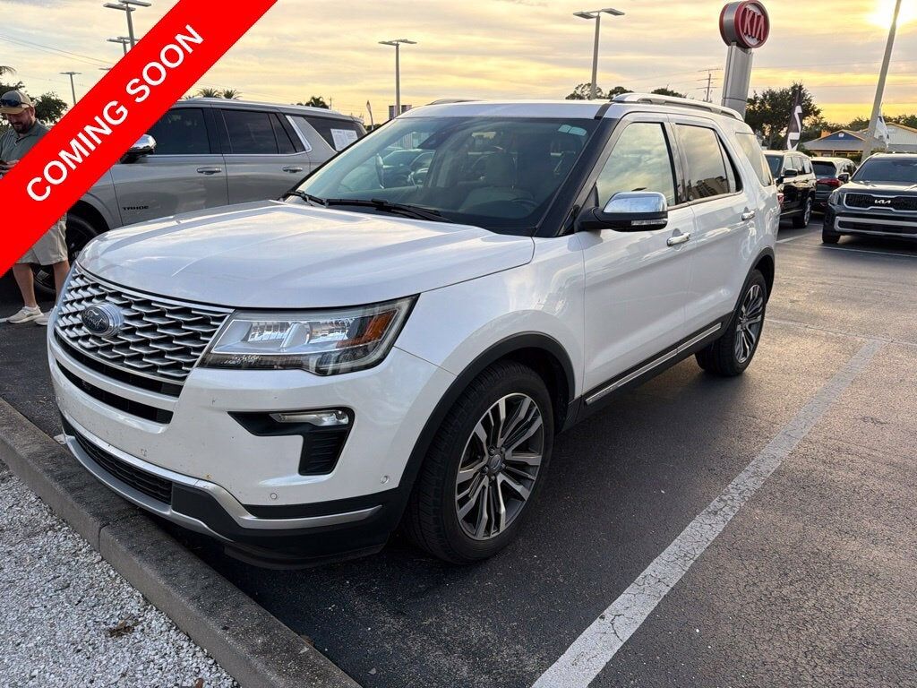 2018 FORD Explorer