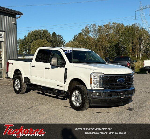 2025 FORD F-250