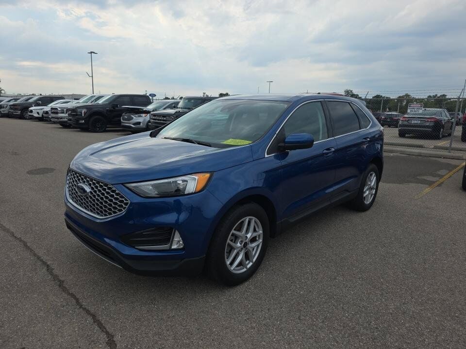 2024 FORD Edge