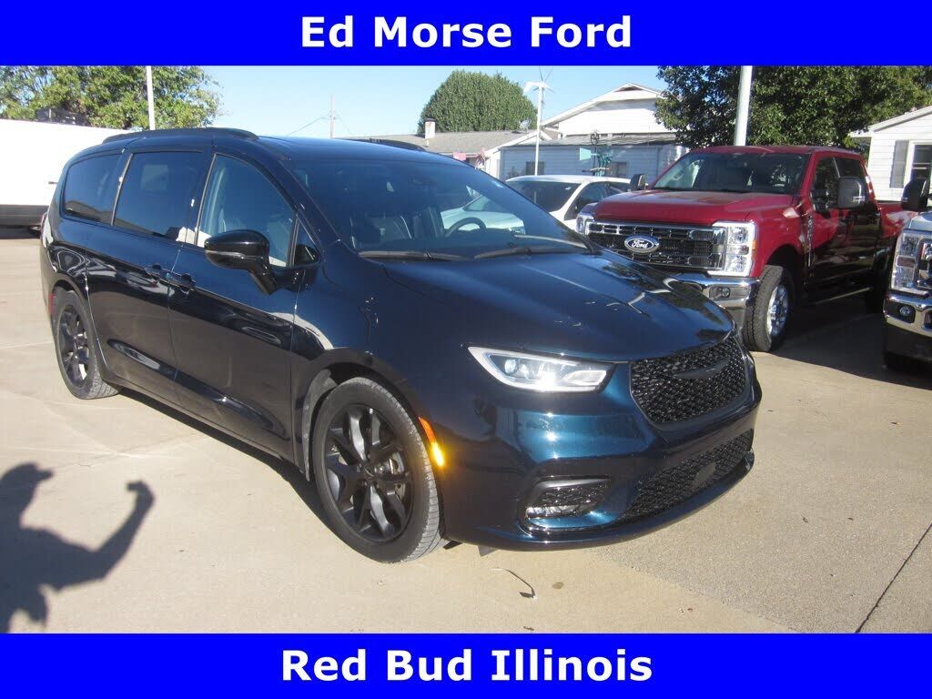 2025 CHRYSLER Pacifica