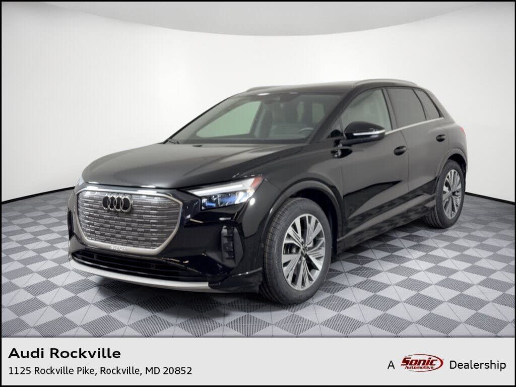 2023 AUDI Q4