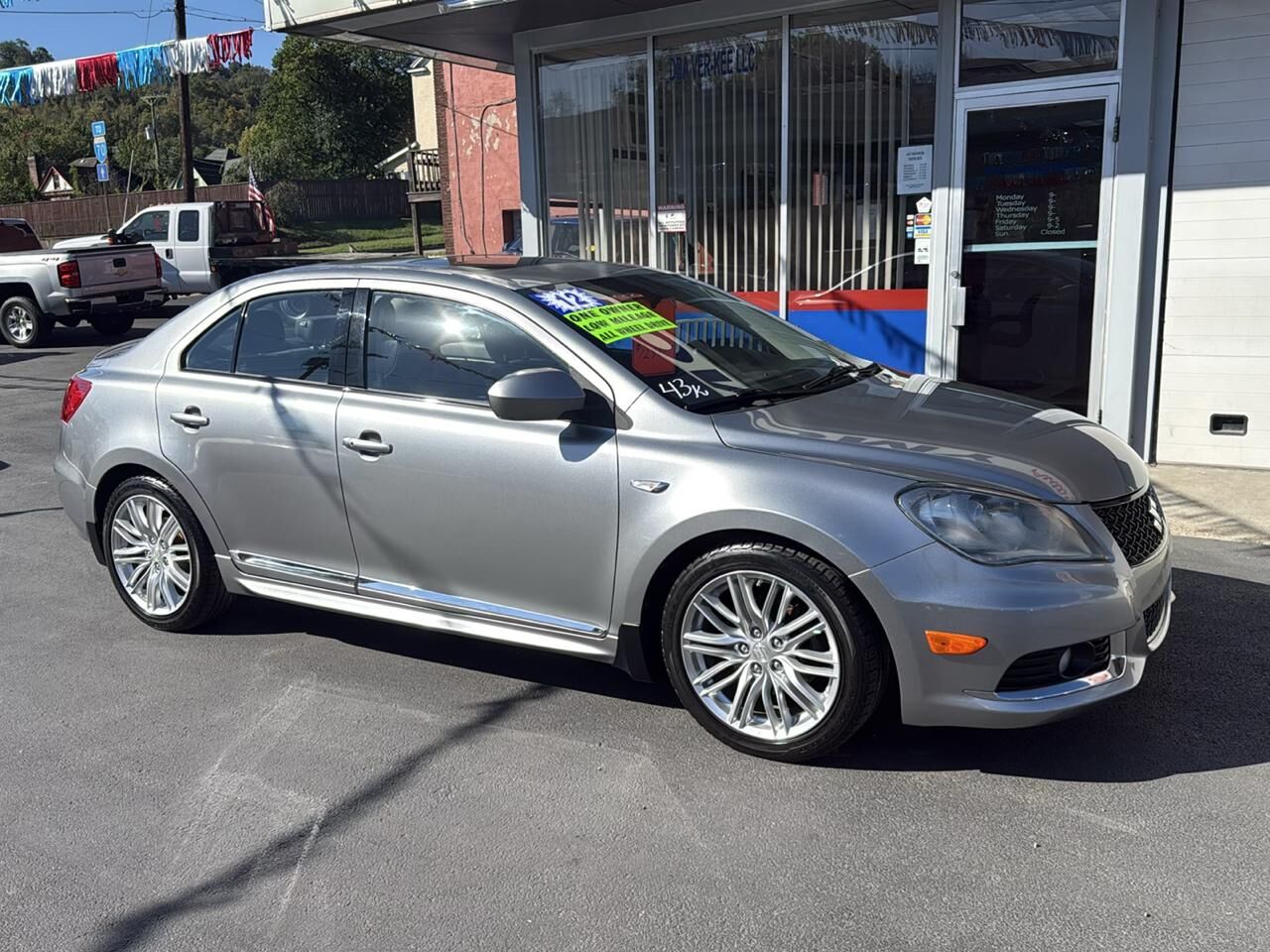 2013 SUZUKI Kizashi