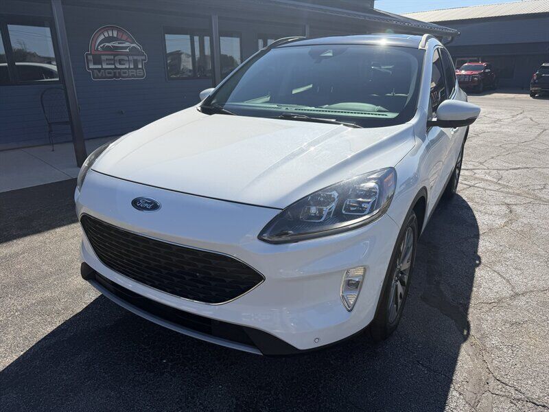 2020 FORD Escape