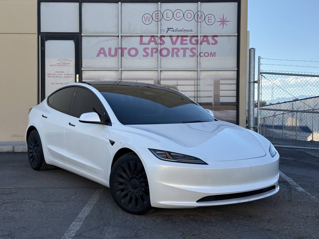 2025 TESLA Model 3
