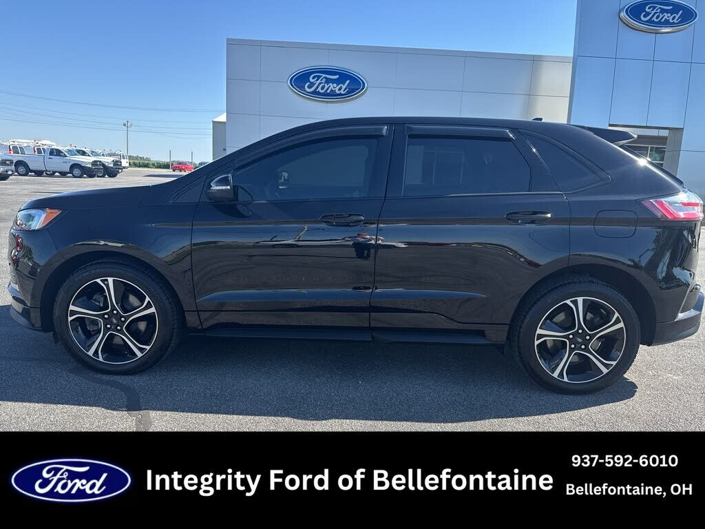 2022 FORD Edge