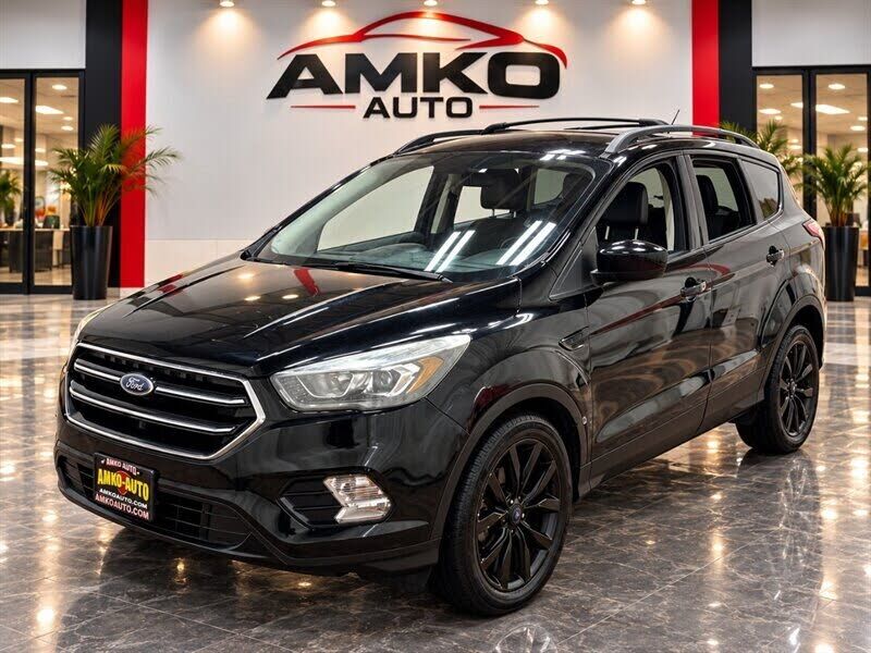 2017 FORD Escape