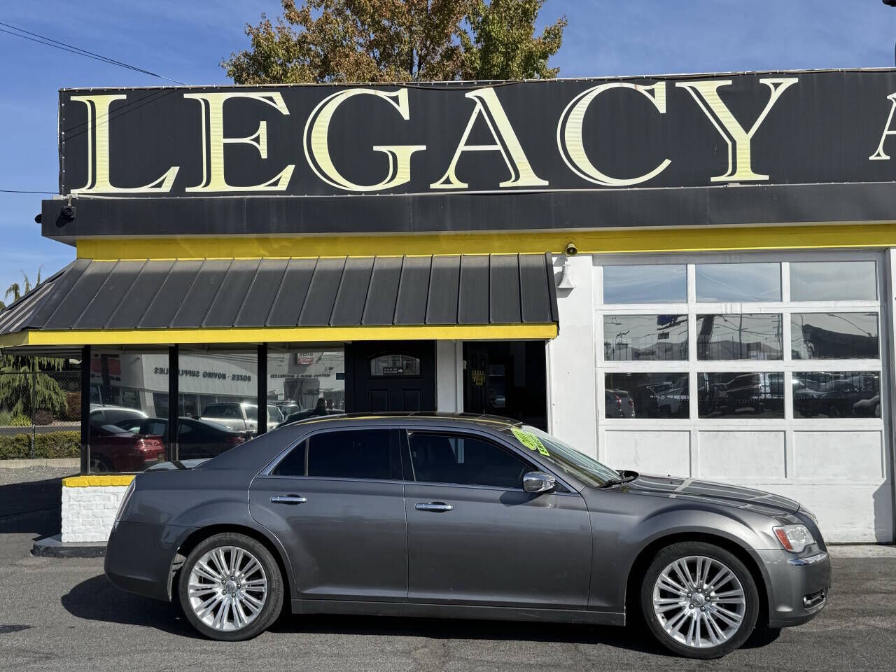 2011 CHRYSLER 300