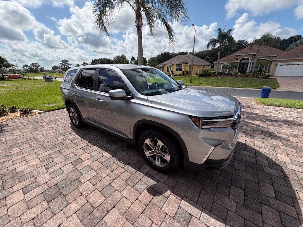 2025 HONDA Pilot