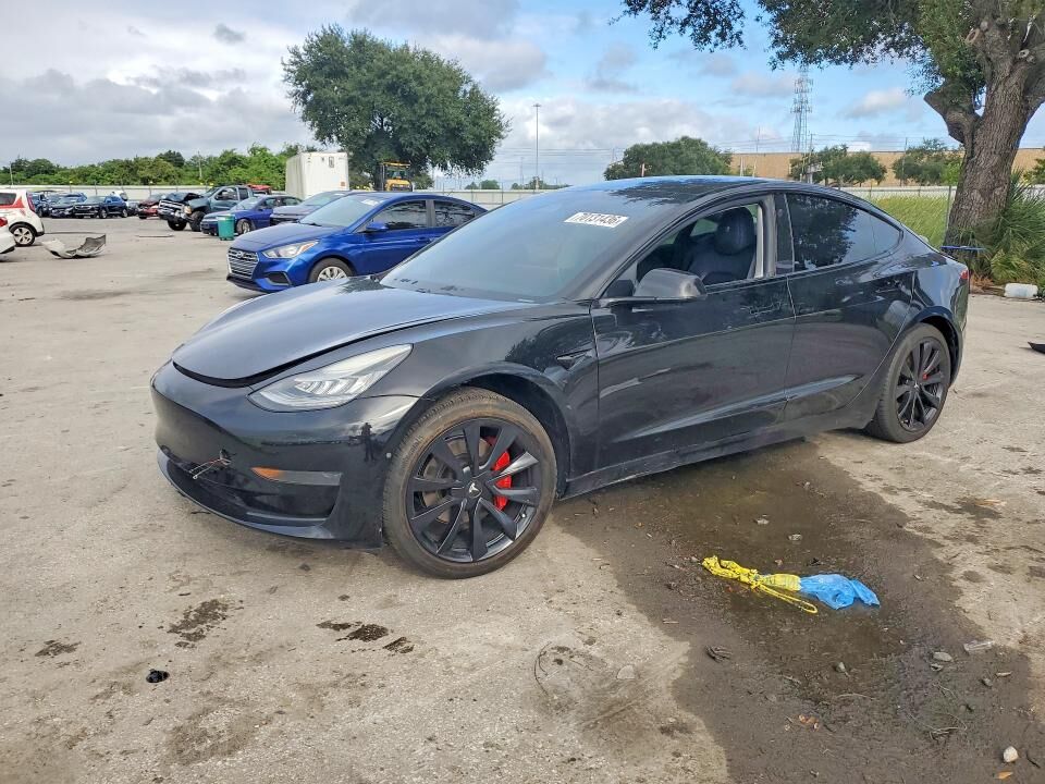 2020 TESLA Model 3