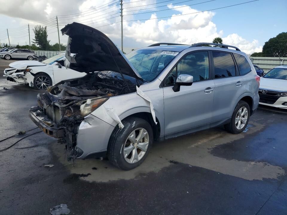 2016 SUBARU Forester