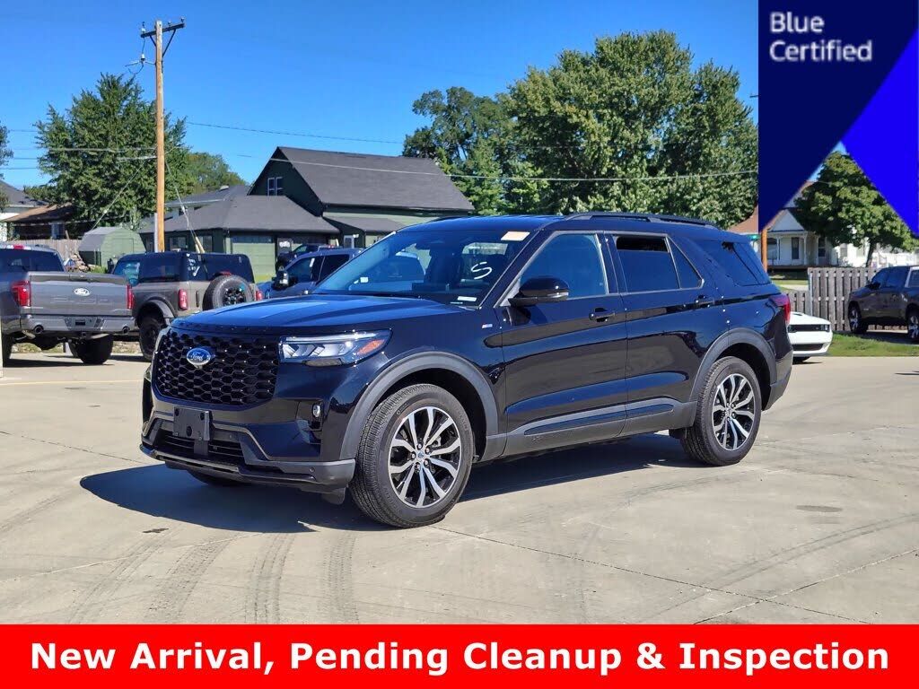 2025 FORD Explorer