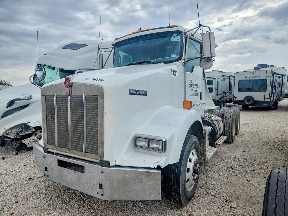 2016 KENWORTH T8 Series