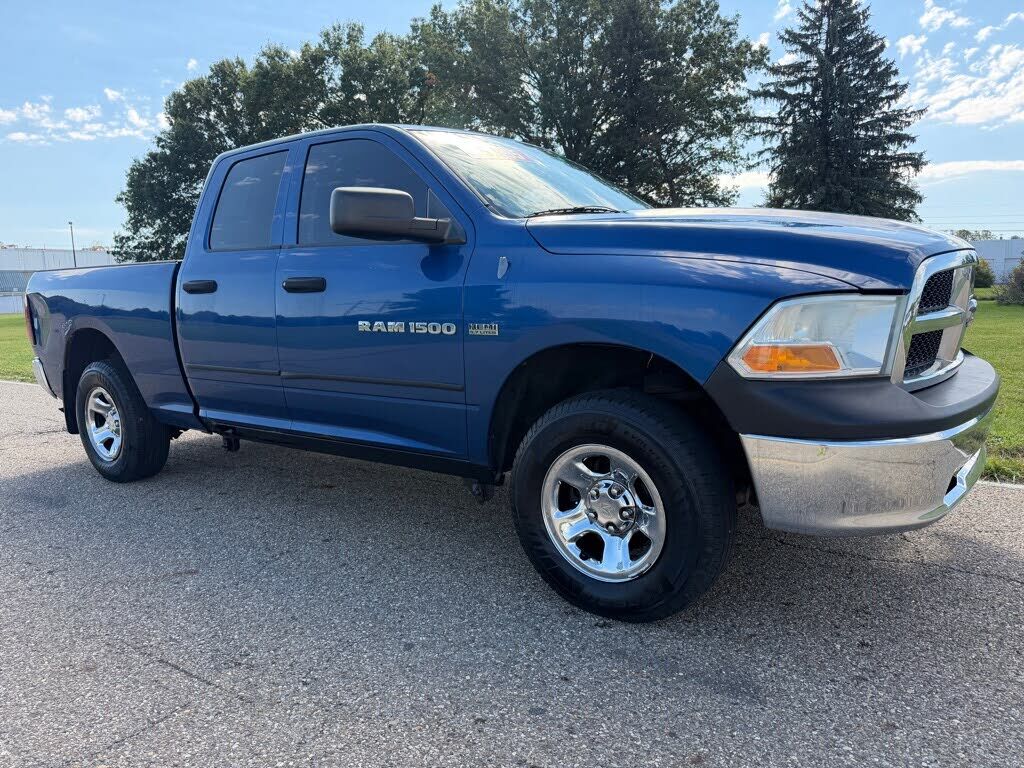 2011 DODGE Ram