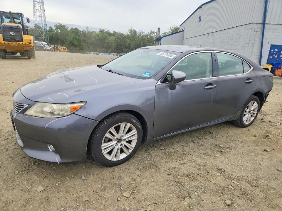 2013 LEXUS ES