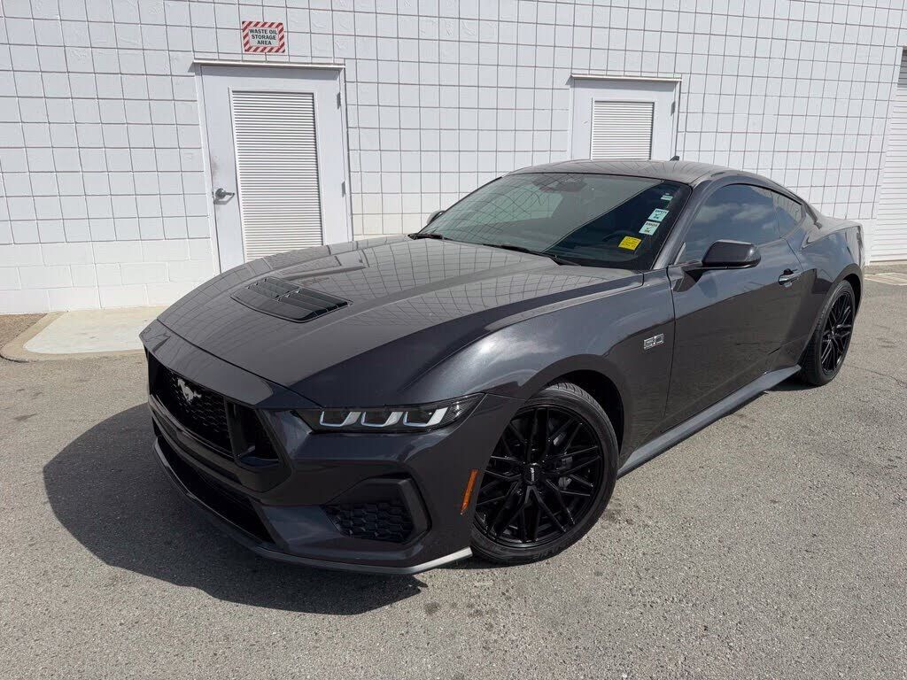 2024 FORD Mustang