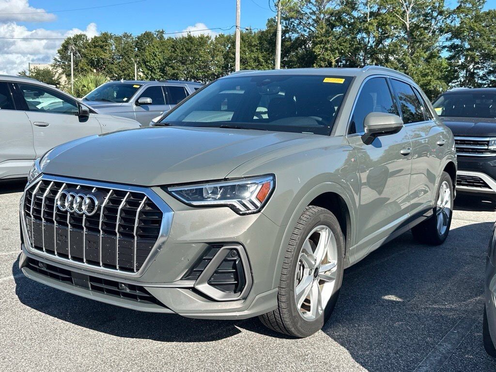 2022 AUDI Q3