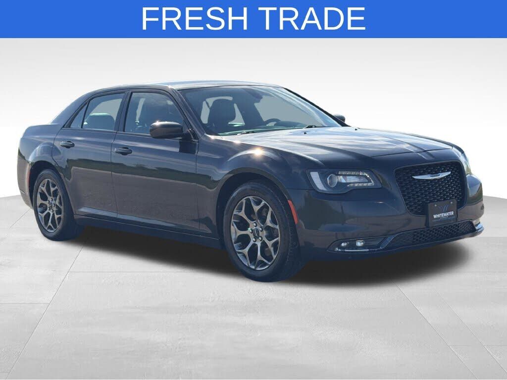 2017 CHRYSLER 300