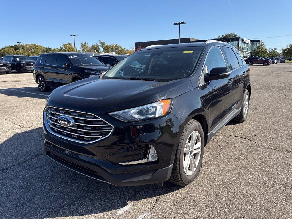 2020 FORD Edge