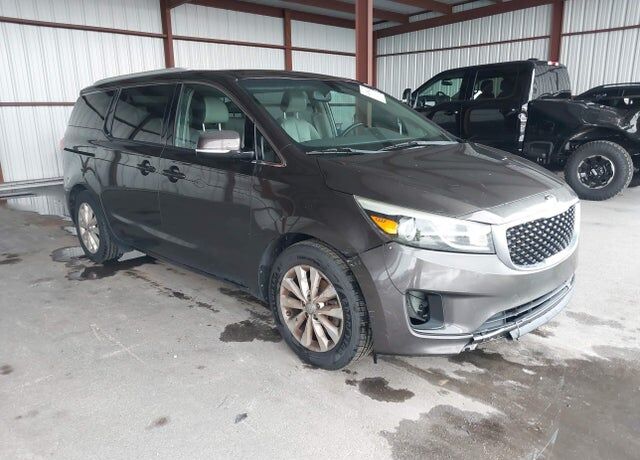 2015 KIA Sedona