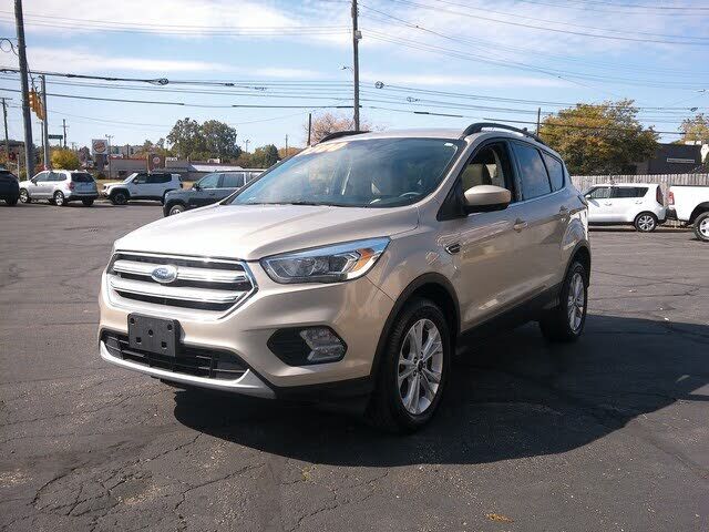 2017 FORD Escape